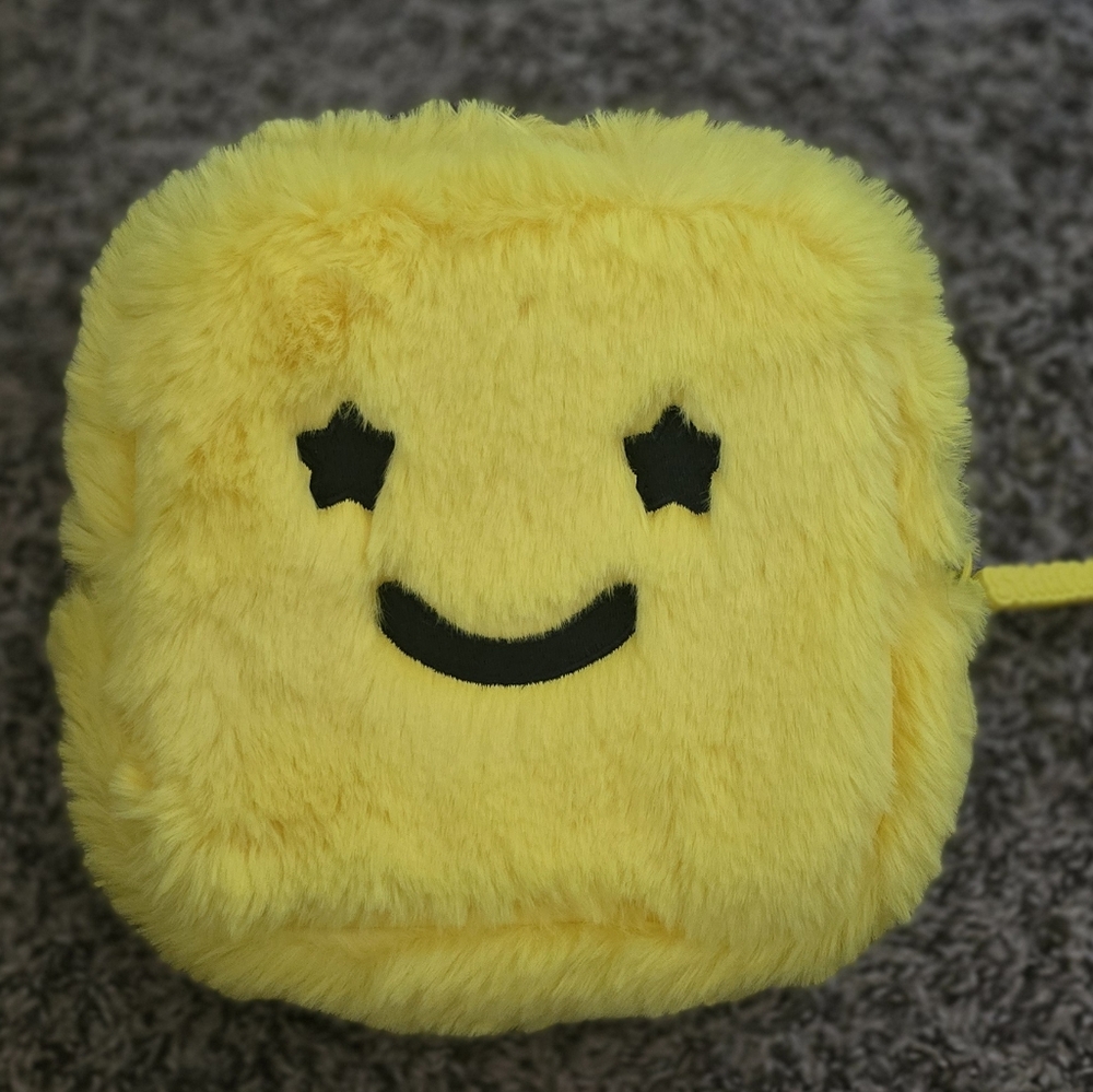 Starface Furry Zippered Pouch